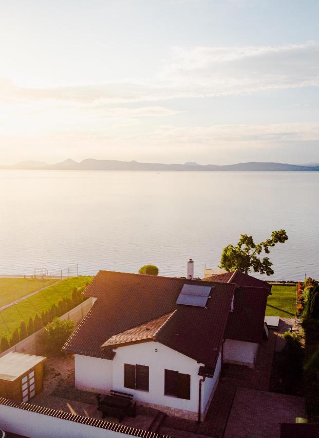 Balaton View Apartment Balatonboglar Luaran gambar